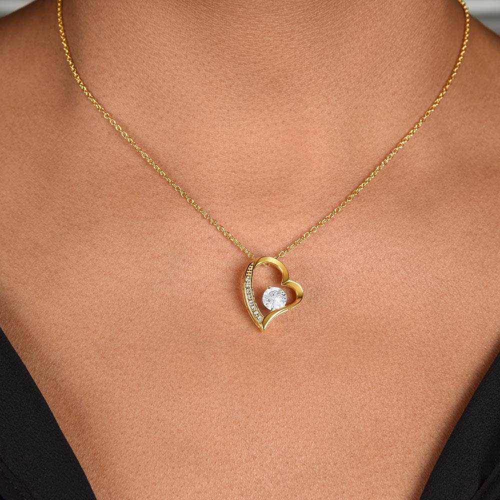 ZELQUAR™ Forever Love Necklace – A Timeless Symbol of Endless Love