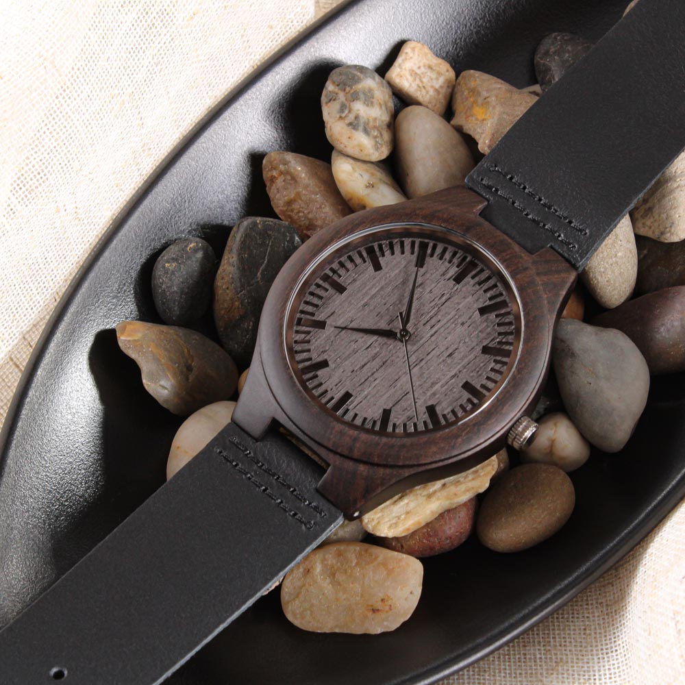 ZELQUAR™ Heritage Sandalwood Wooden Watch – Personalized Luxury Timepiece