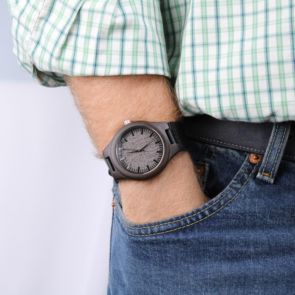 ZELQUAR™ Heritage Sandalwood Wooden Watch – Personalized Luxury Timepiece