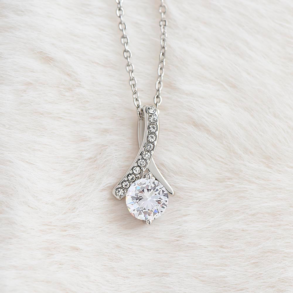 ZELQUAR™ Alluring Beauty Necklace – A Timeless Expression of Grace & Elegance
